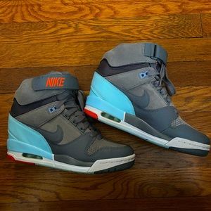 Women’s Nike Revolution Sky Hi Hidden Wedge Sneakers (Size: 8)